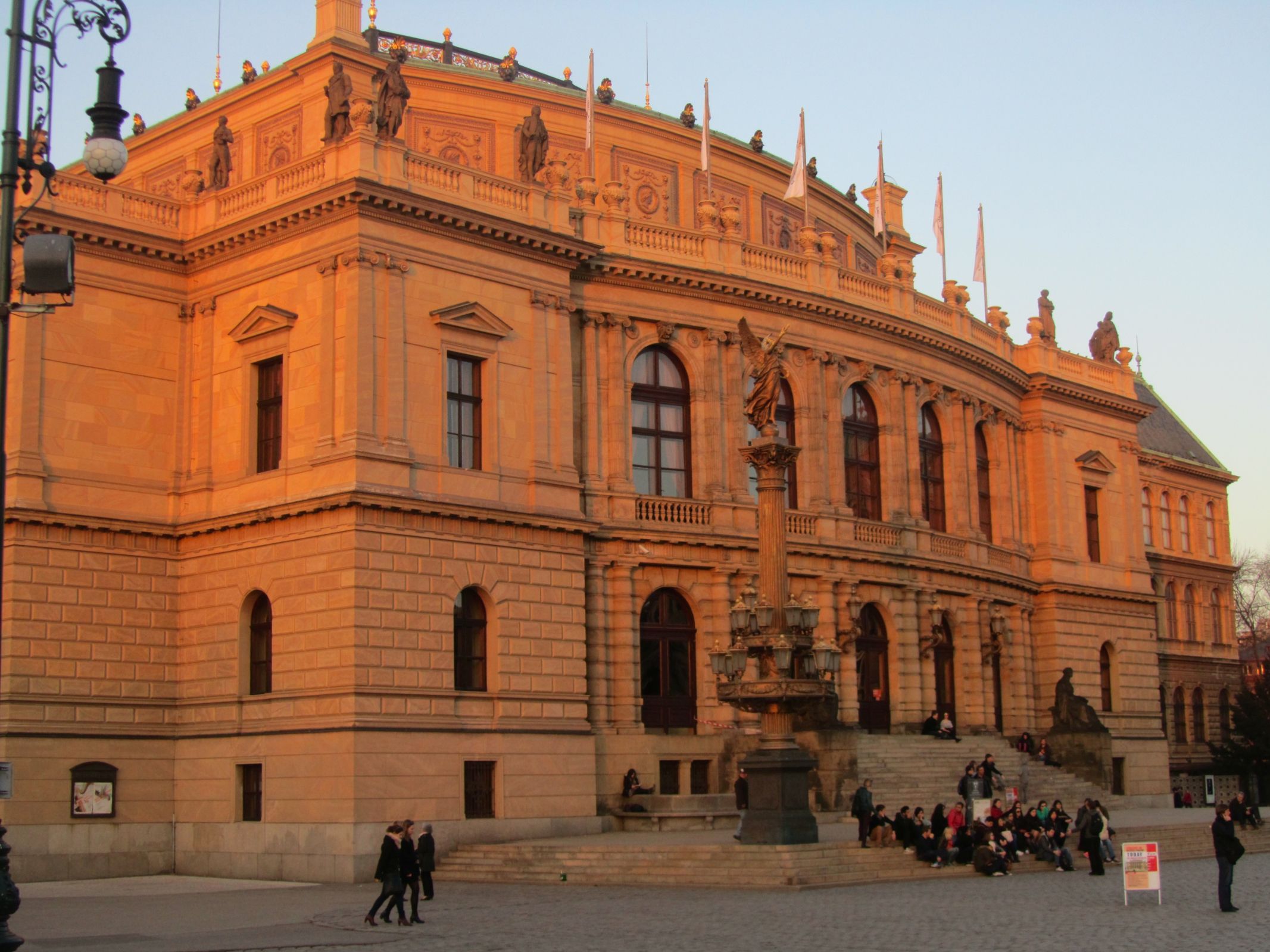 Rudolfinum © David Karlin | Bachtrack Ltd