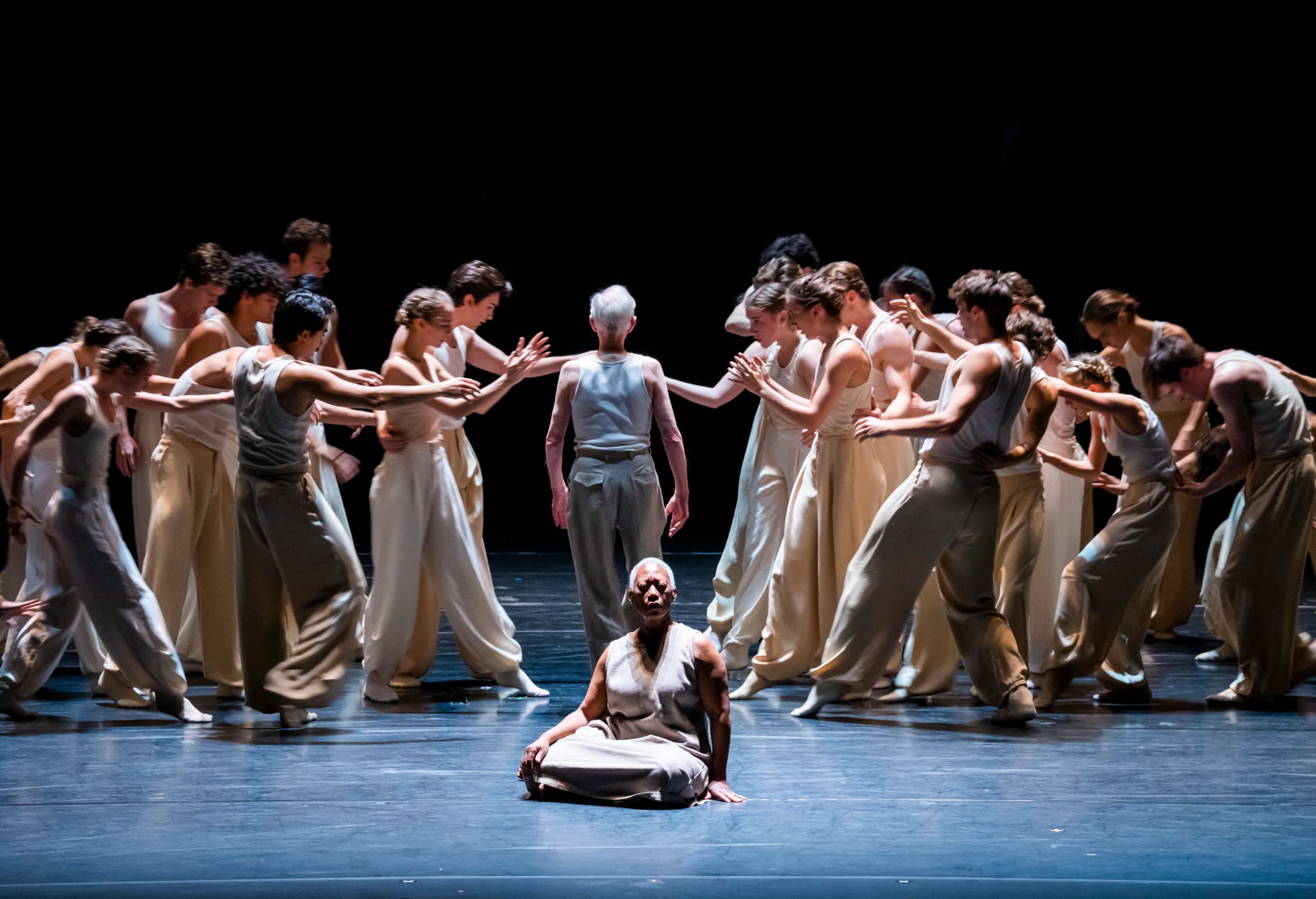 <i>Light of Passage</i> &copy; ROH | Tristram Kenton