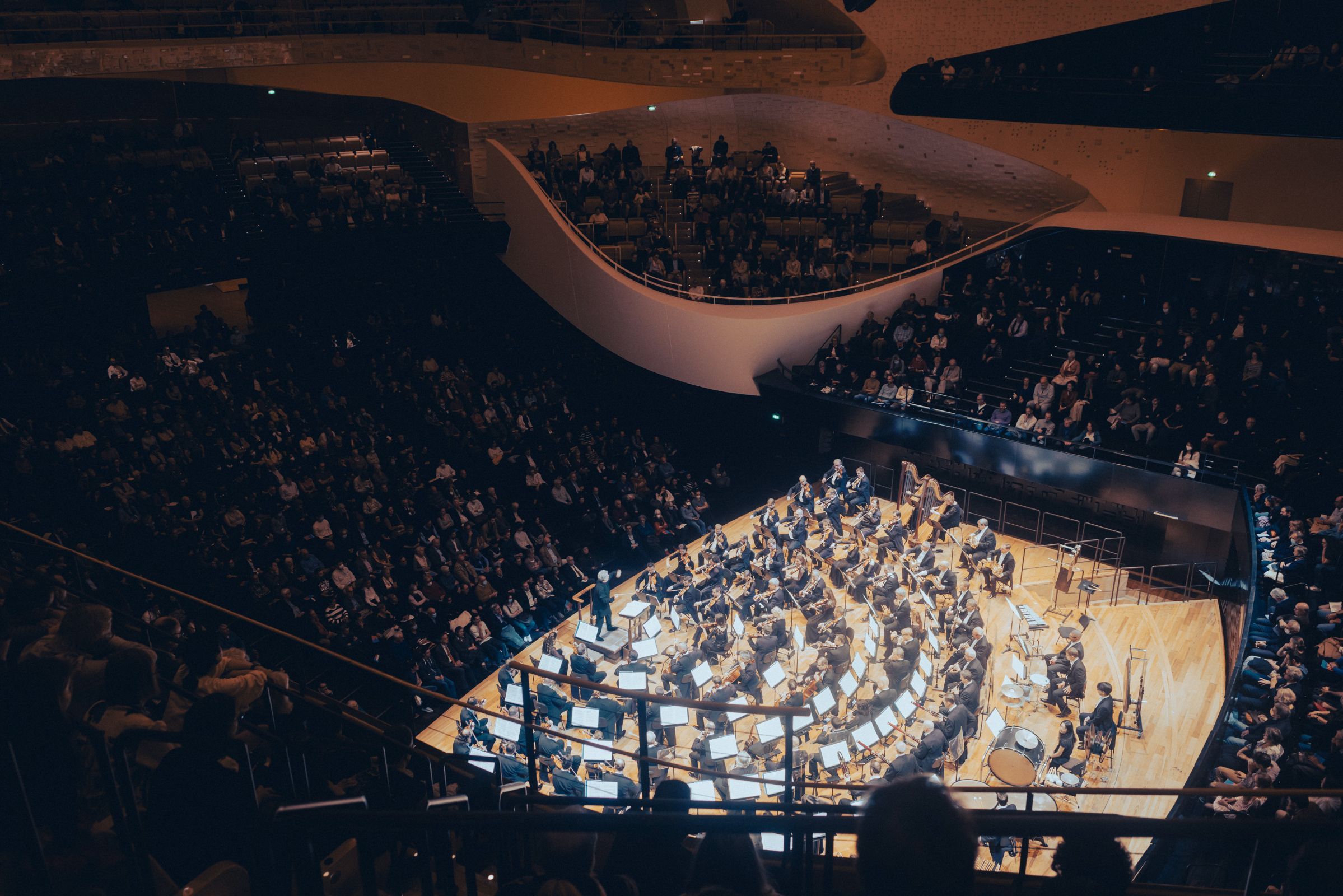 Le Czech Philharmonic et Semyon Bychkov à la Philharmonie de Paris &copy; Ava du Parc
