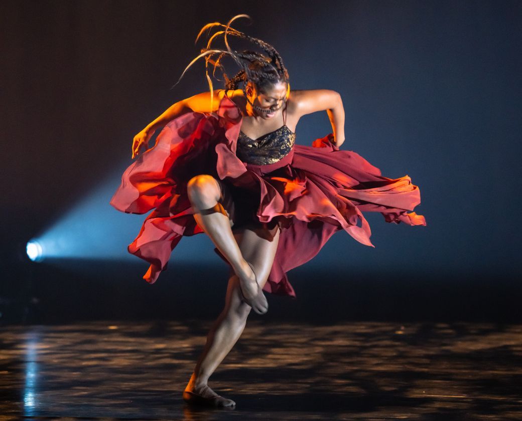 Isabela Coracy in <i>Black Sun</i> &copy; ROH | Bill Cooper