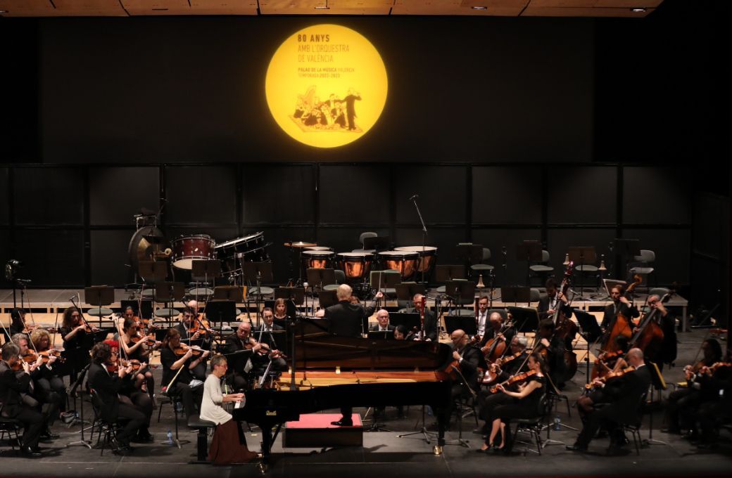 Maria João Pires junto a la Orquestra de València con Alexander Liebreich en la dirección © Music Live Valencia