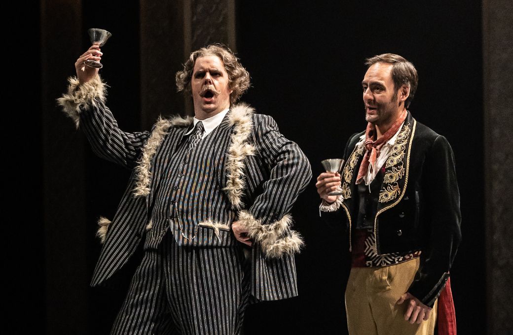 Ben McAteer (Baskir) and Pablo Bemsch (Nourreddin) &copy; Clive Barda | ArenaPAL