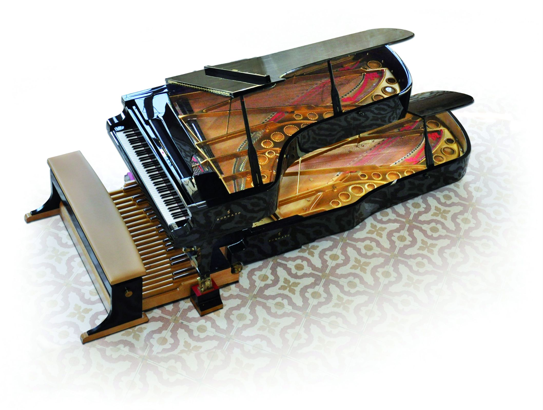 The “Doppio Borgato” piano © Gott34 | Wikimedia Commons