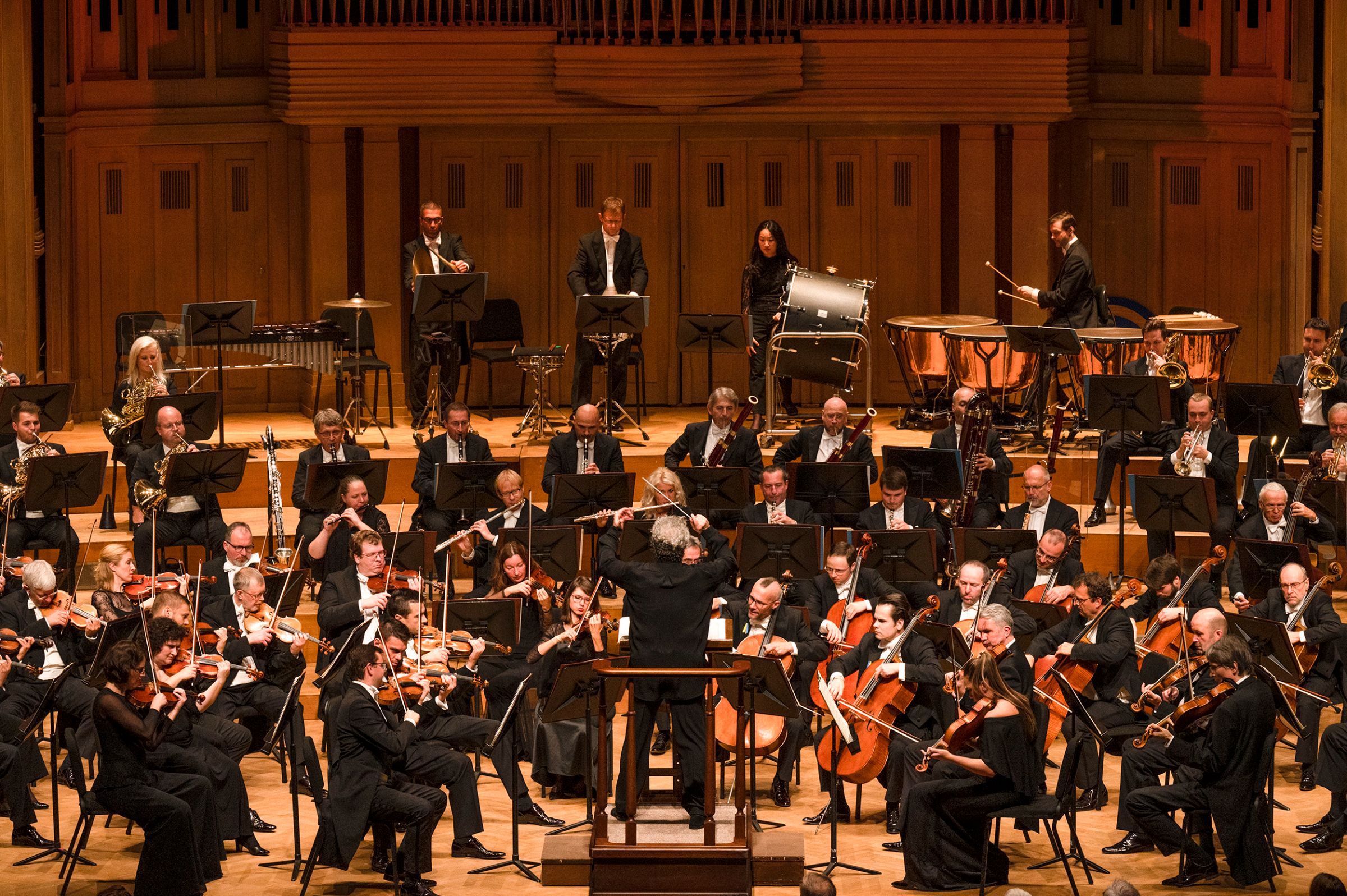 Semyon Bychkov et le Czech Philharmonic à Bozar © Petr Kadlec