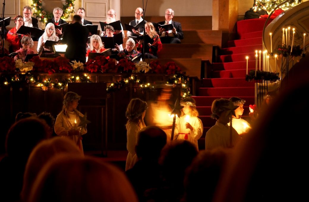 Choir singing © Blue Ox Studio | Pexels