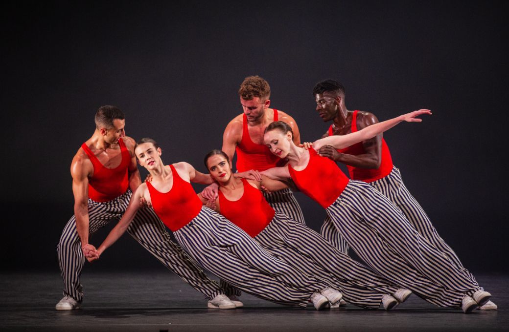 Twyla Tharp's <i>In the Upper Room</i> © Benjamin Miller