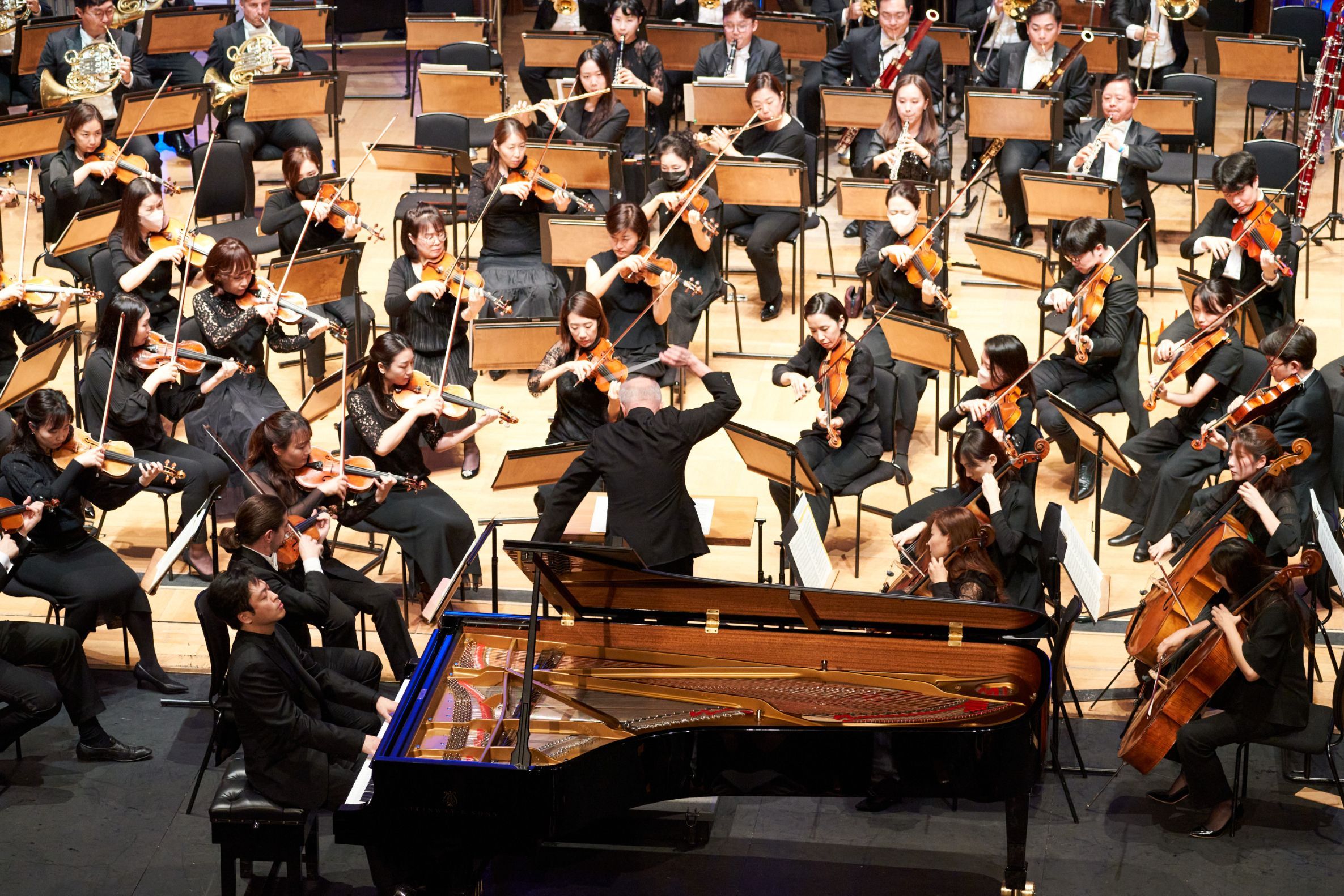 Sunwook Kim, Osmo Vänskä and the Seoul Philharmonic © Taeuk Kang from the Seoul Philharmonic Orchestra
