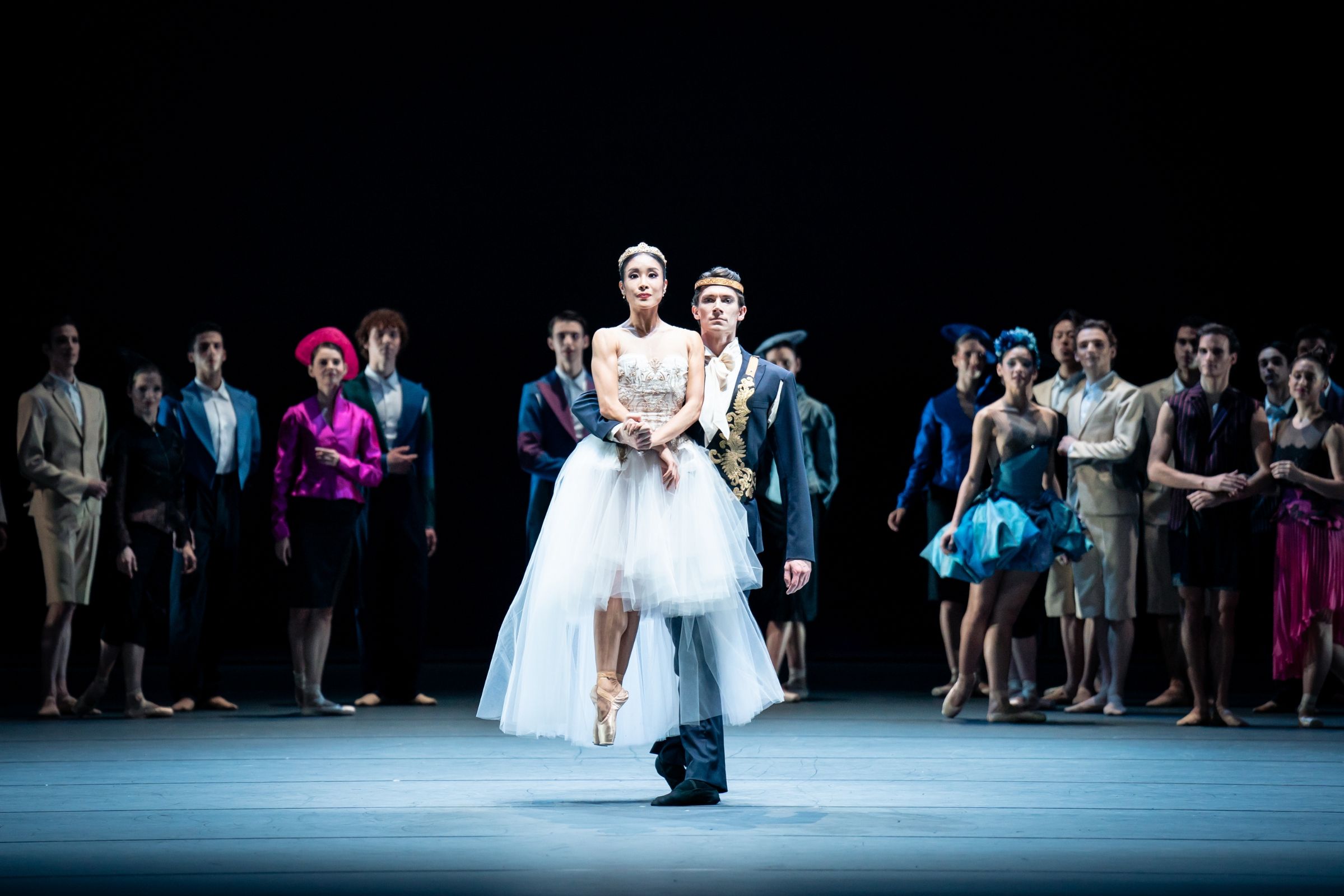 Hyo-Jung Kang (Aurora), Brendan Saye (Prinz), Wiener Staatsballett © Ashley Taylor