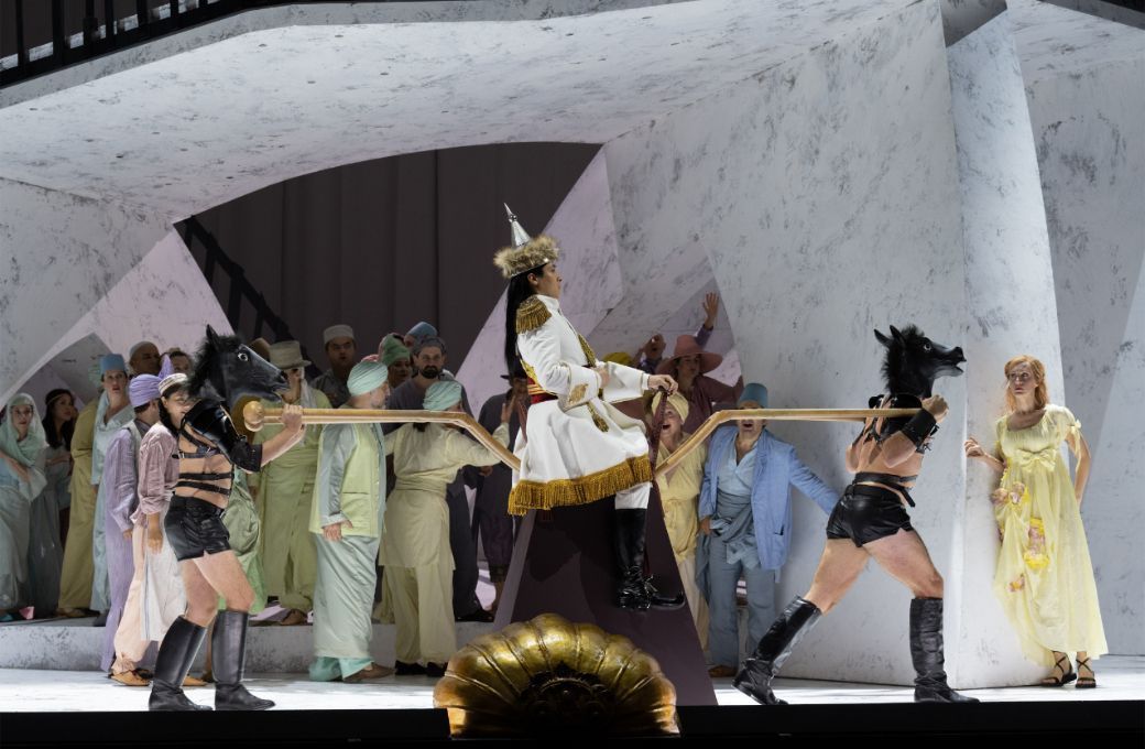 <i>Barkouf</i> &agrave; l'Opernhaus de Zurich &copy; Monika Rittershaus