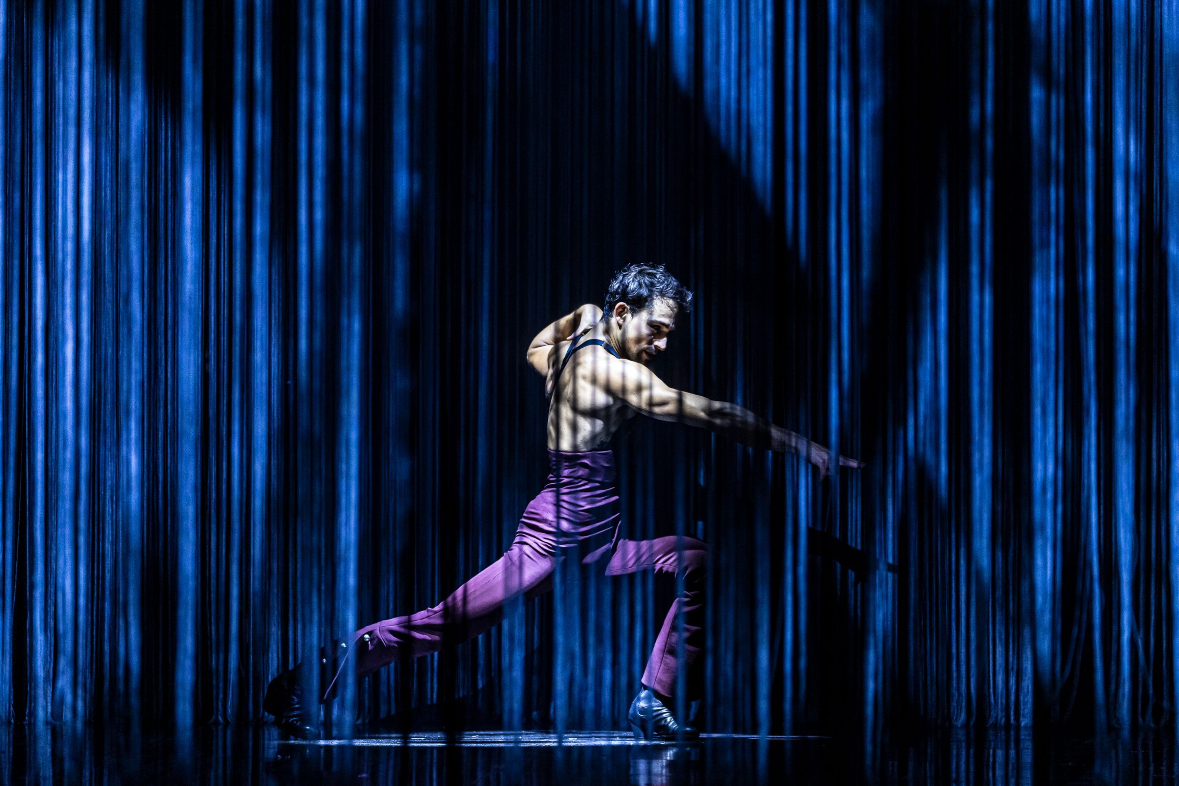 Dancer Aitor Hernandez in <i>Ainadamar</i> &copy; James Glossop