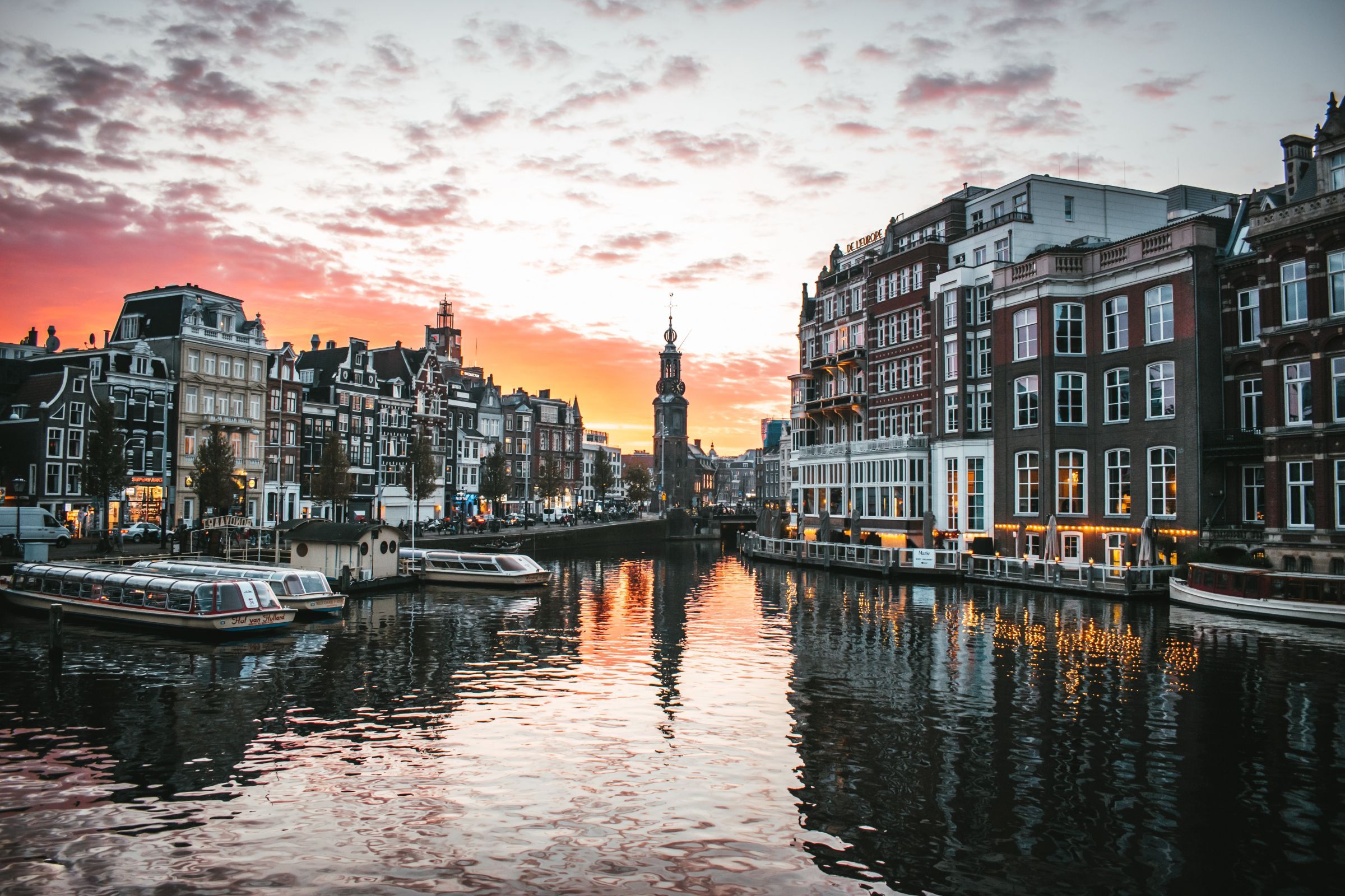 Amsterdam &copy; Max van den Oetelaar