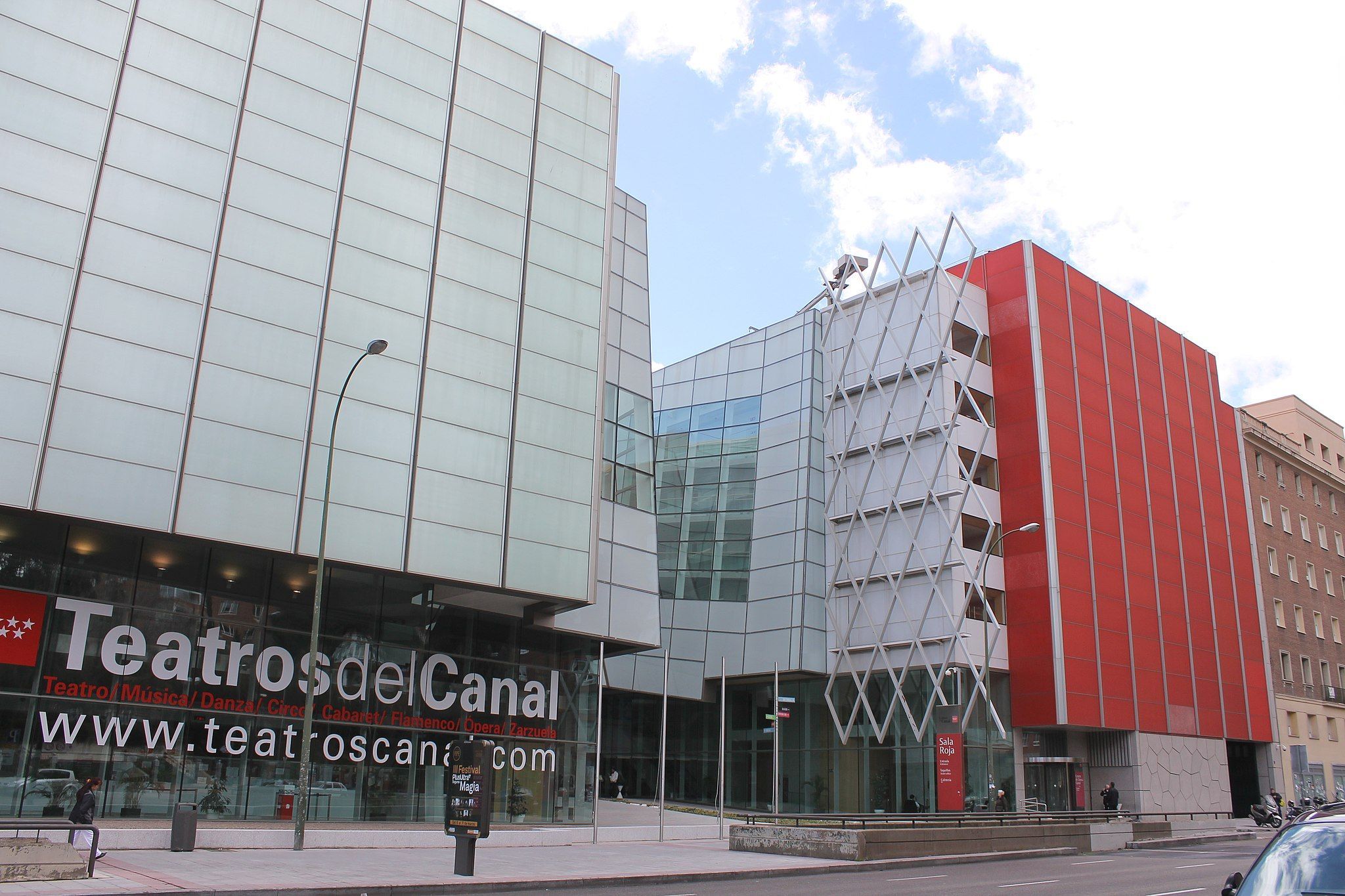 Teatros del Canal © Wikimedia Commons | Luis García