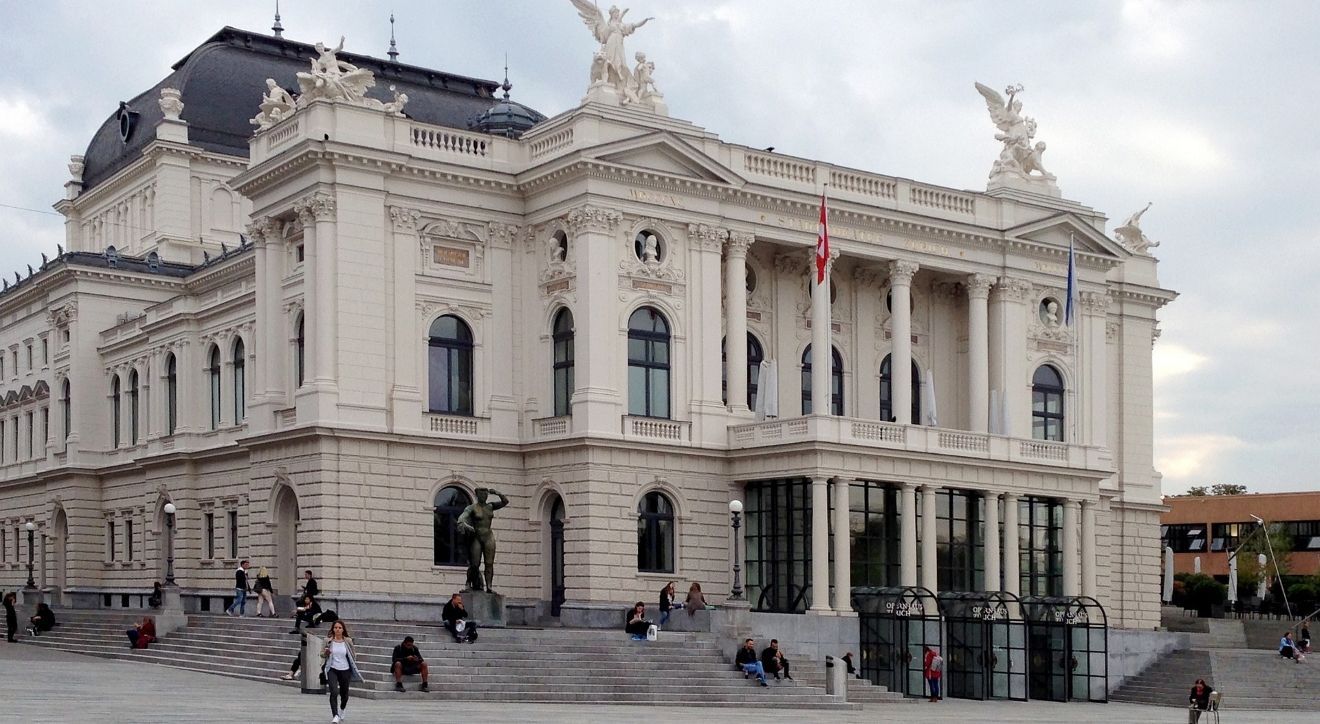 Opernhaus Zürich &copy; Thomas Steiner | Pixabay