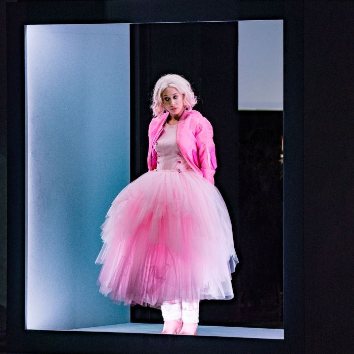 Maya Yahav Gour in <i>Der Zwerg</i> at DNO &copy; Marco Borggreve