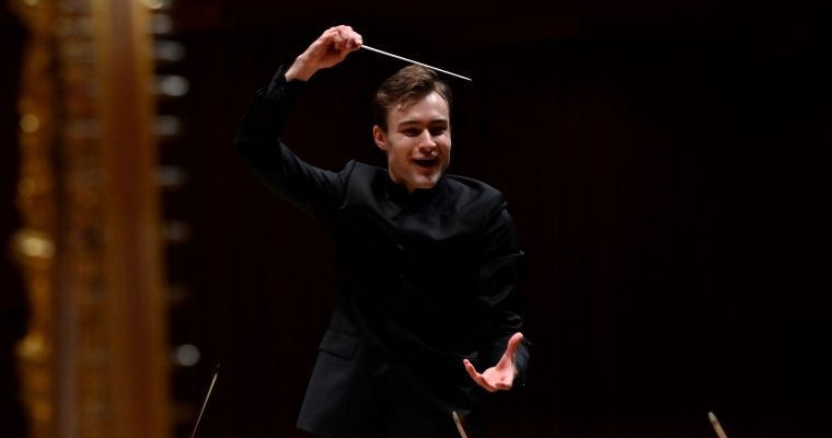 Tokyo International Music Competition for Conducting third prize winner Bertie Baigent © Min-On