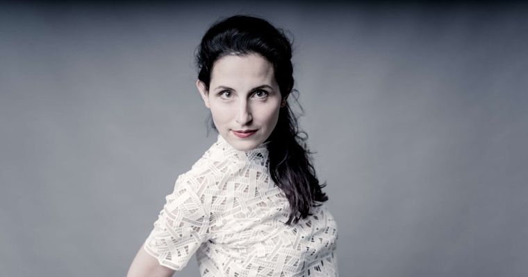Pia Davila &copy; Andrej Grilc