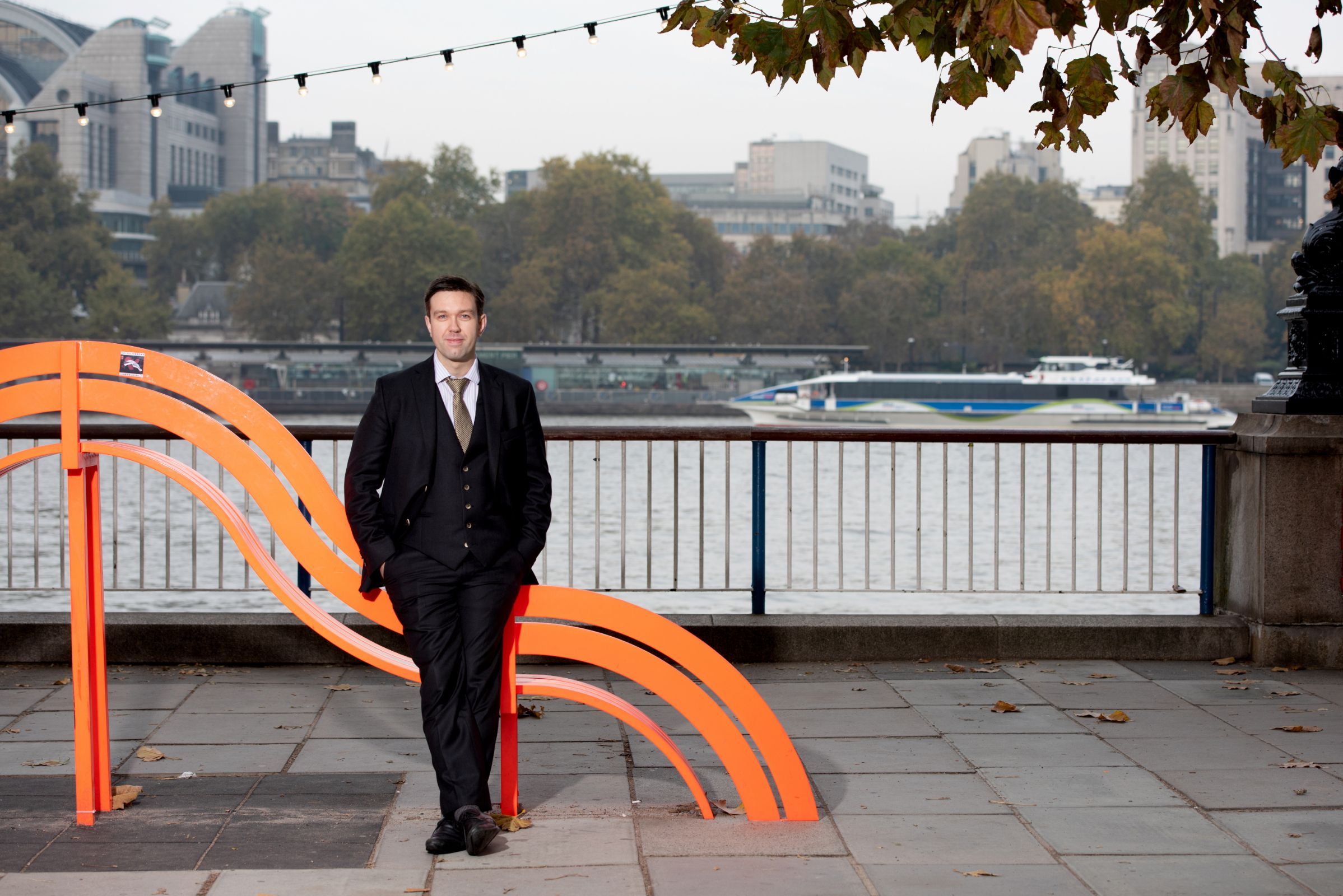 Conductor Ben Woodward © Sara Porter