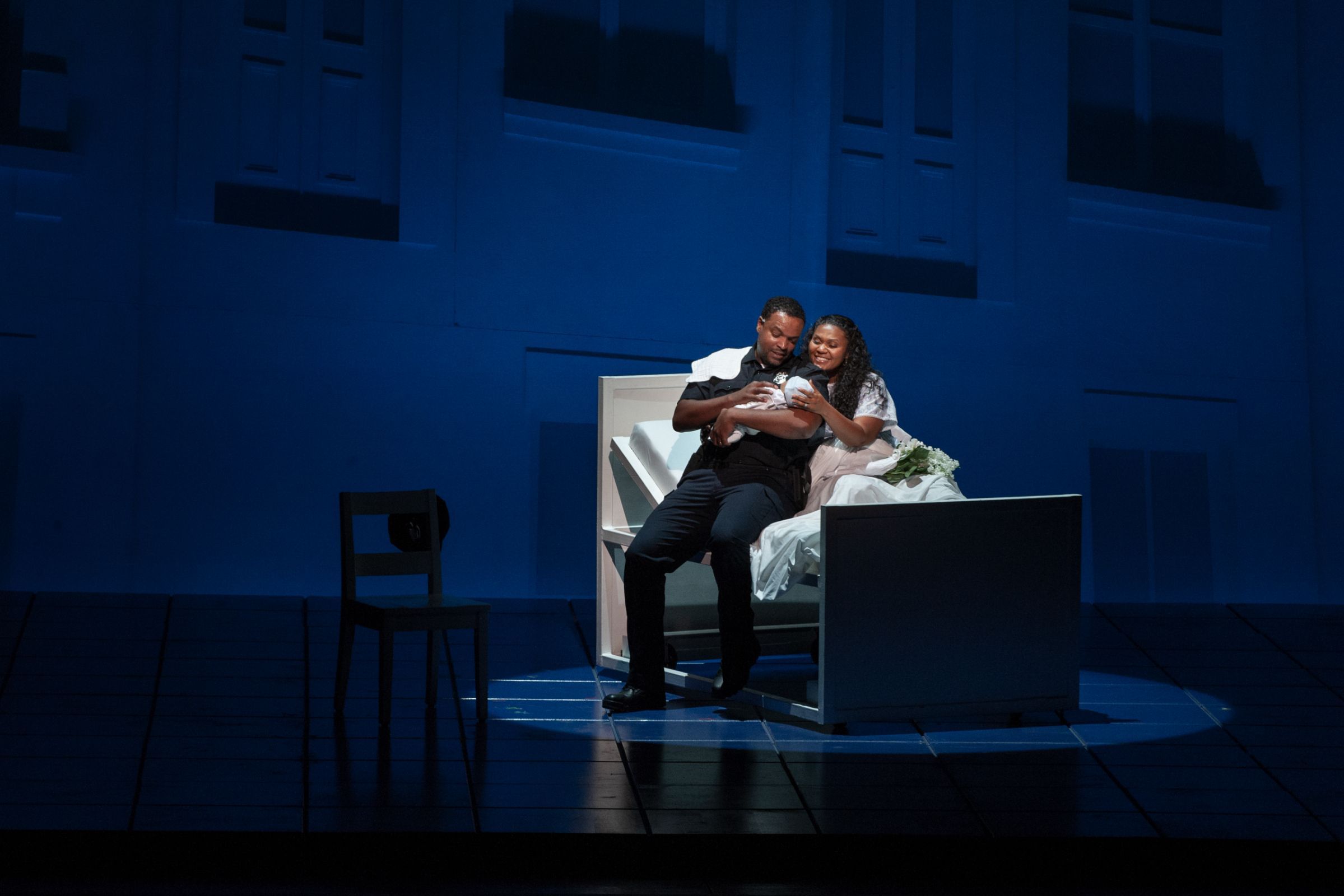 Kenneth Kellogg (Vater) und Aundi Marie Moore (Mutter) &copy; Clärchen and Matthias Baus | Dutch National Opera