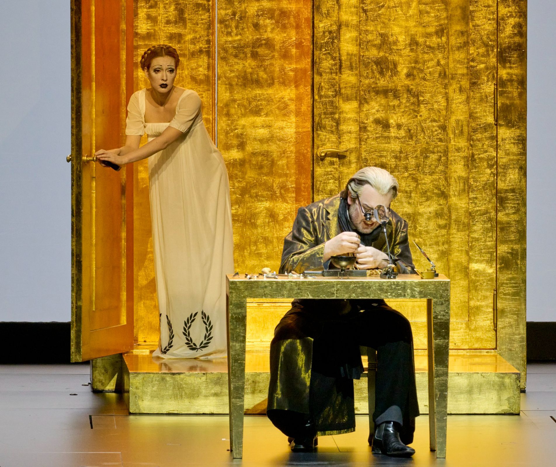 Vera-Lotte Boecker (Die Tochter) und Tomasz Konieczny (Cardillac) © Michael Pöhn | Wiener Staatsoper