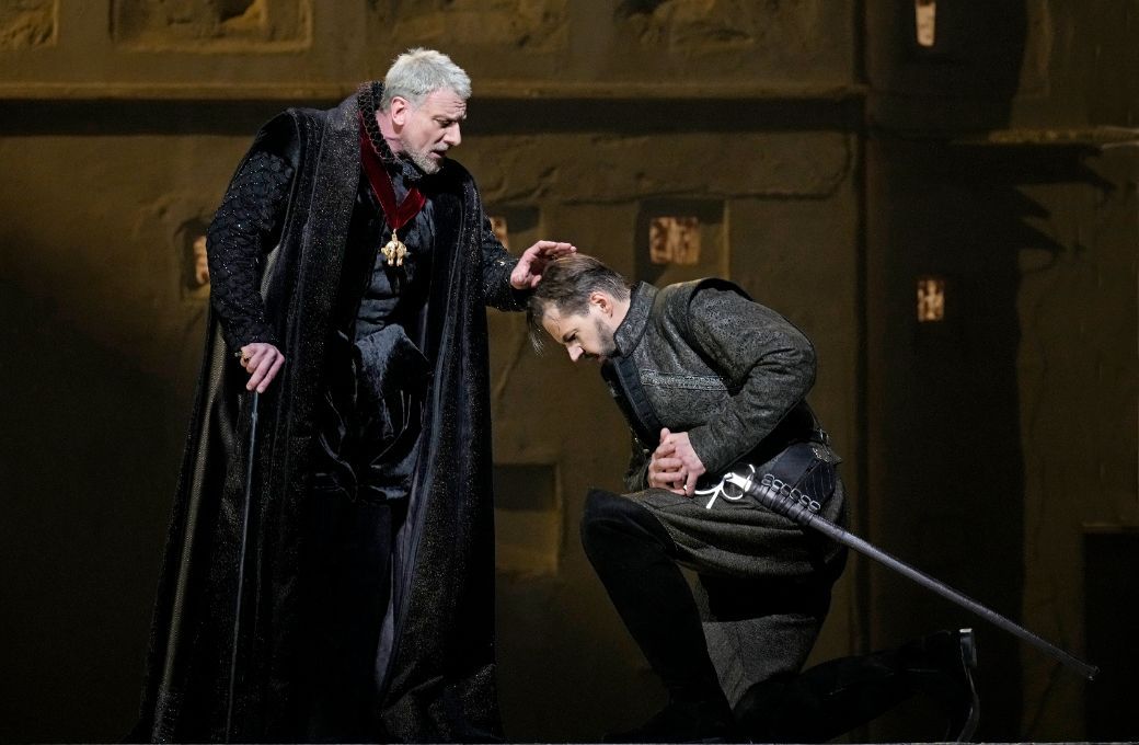 Günther Groissböck (Filippo) and Peter Mattei (Posa) &copy; Ken Howard | Met Opera