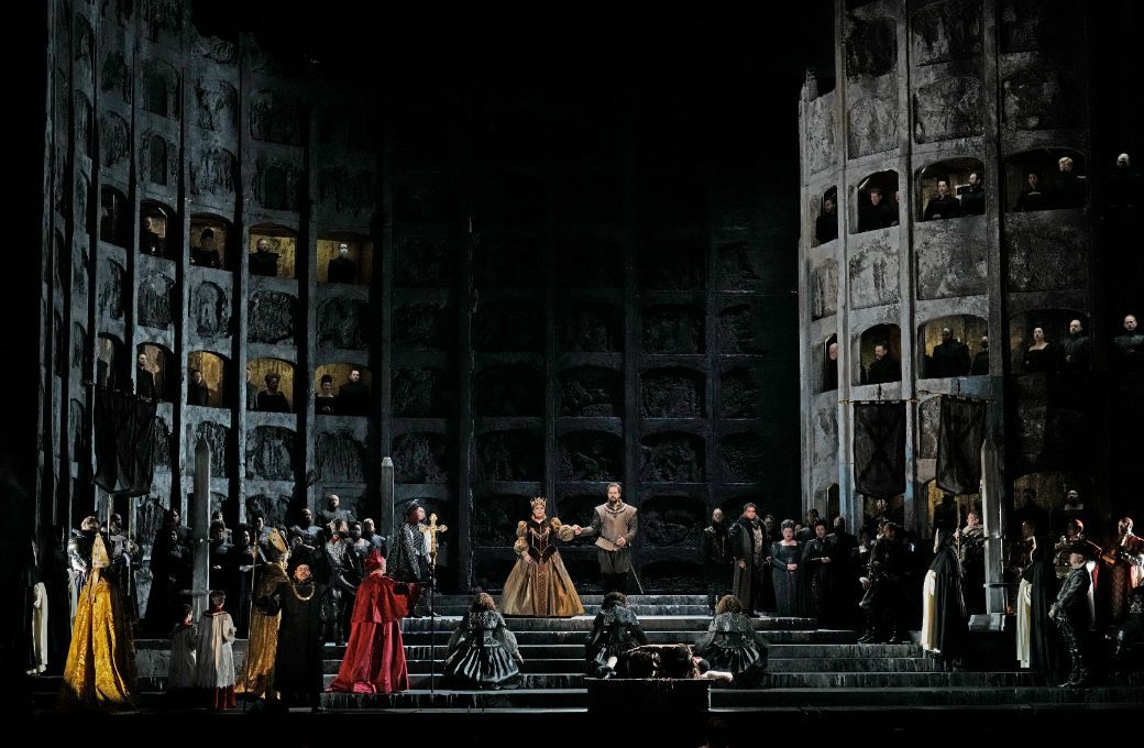 <i>Don Carlo</i> &copy; Ken Howard | Met Opera