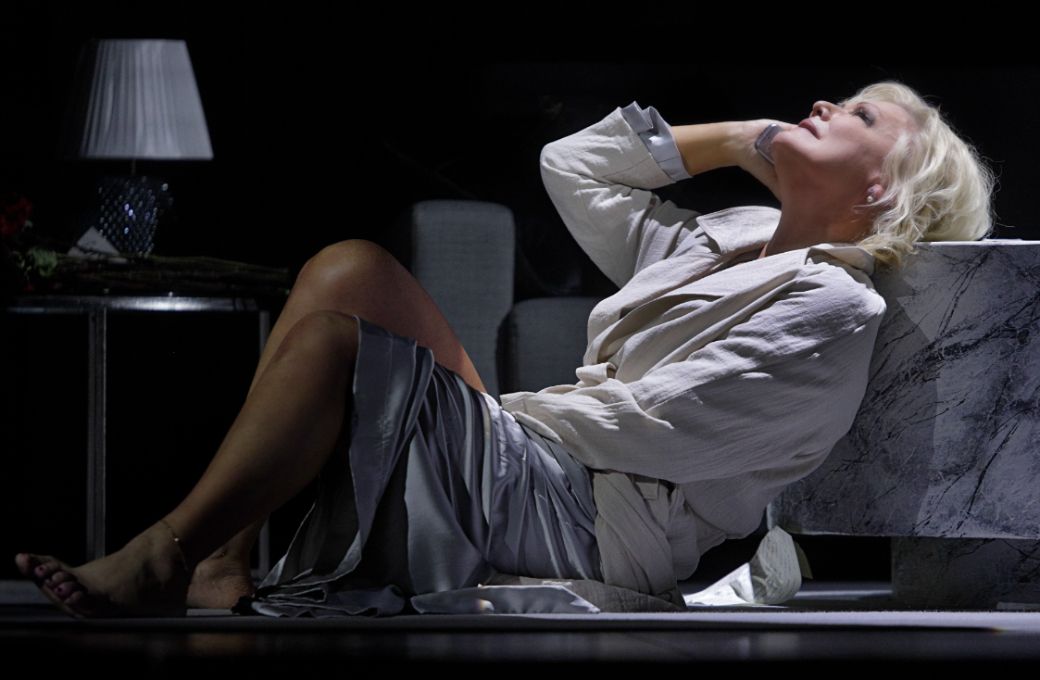 Karita Mattila in <i>La Voix humaine</i> &copy; Heikki Tuuli, courtesy of Finnish National Opera