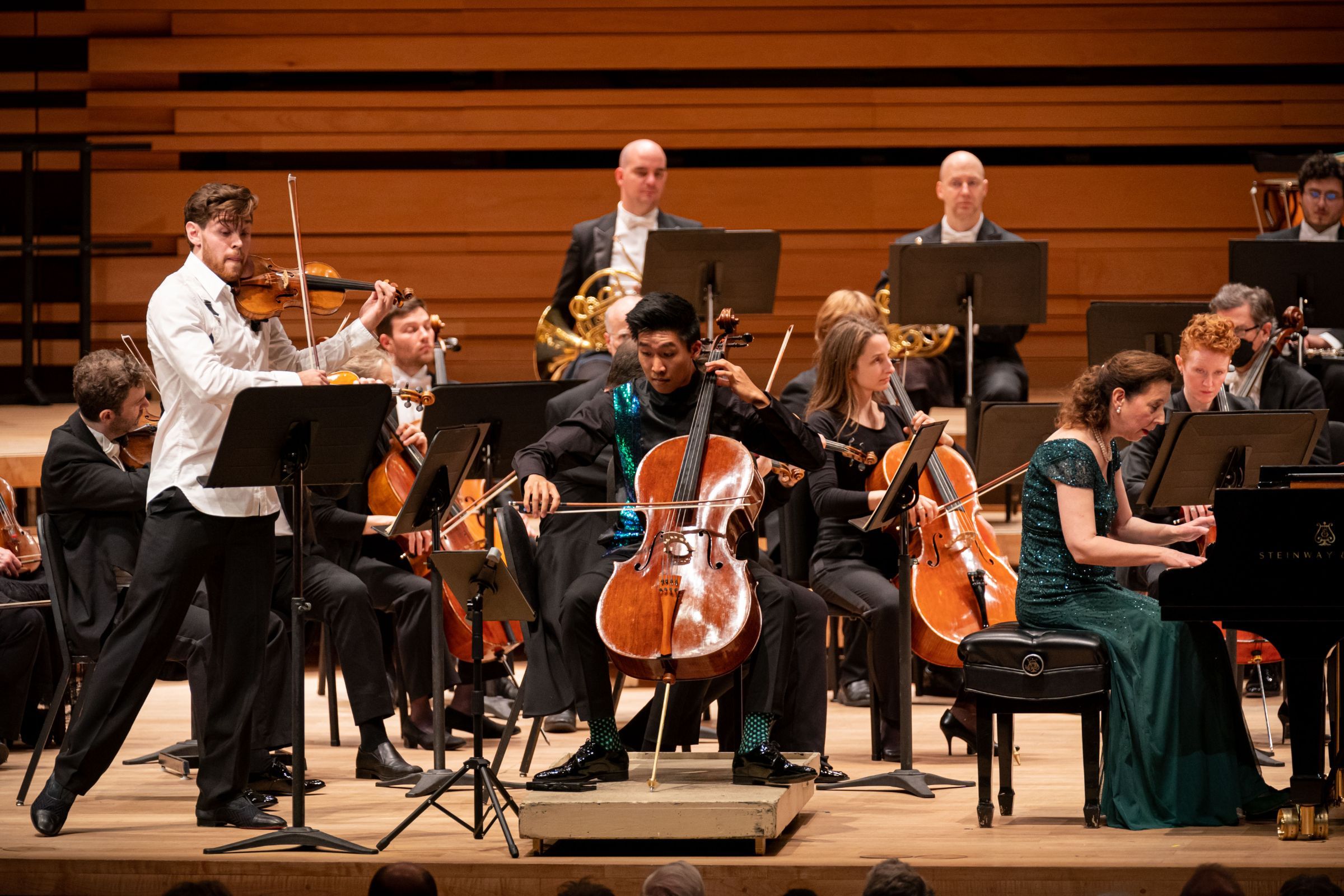 Blake Pouliot, Bryan Cheng and Angel Hewitt with the Orchestre symphonique de Montréal &copy; Antoine Saito