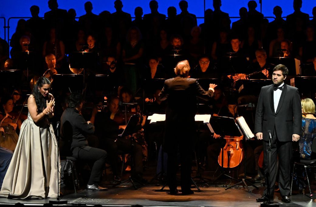 Carolina L&oacute;pez Moreno (Santuzza) und Domen Križaj (Alfio) &copy; Andrea Kremper