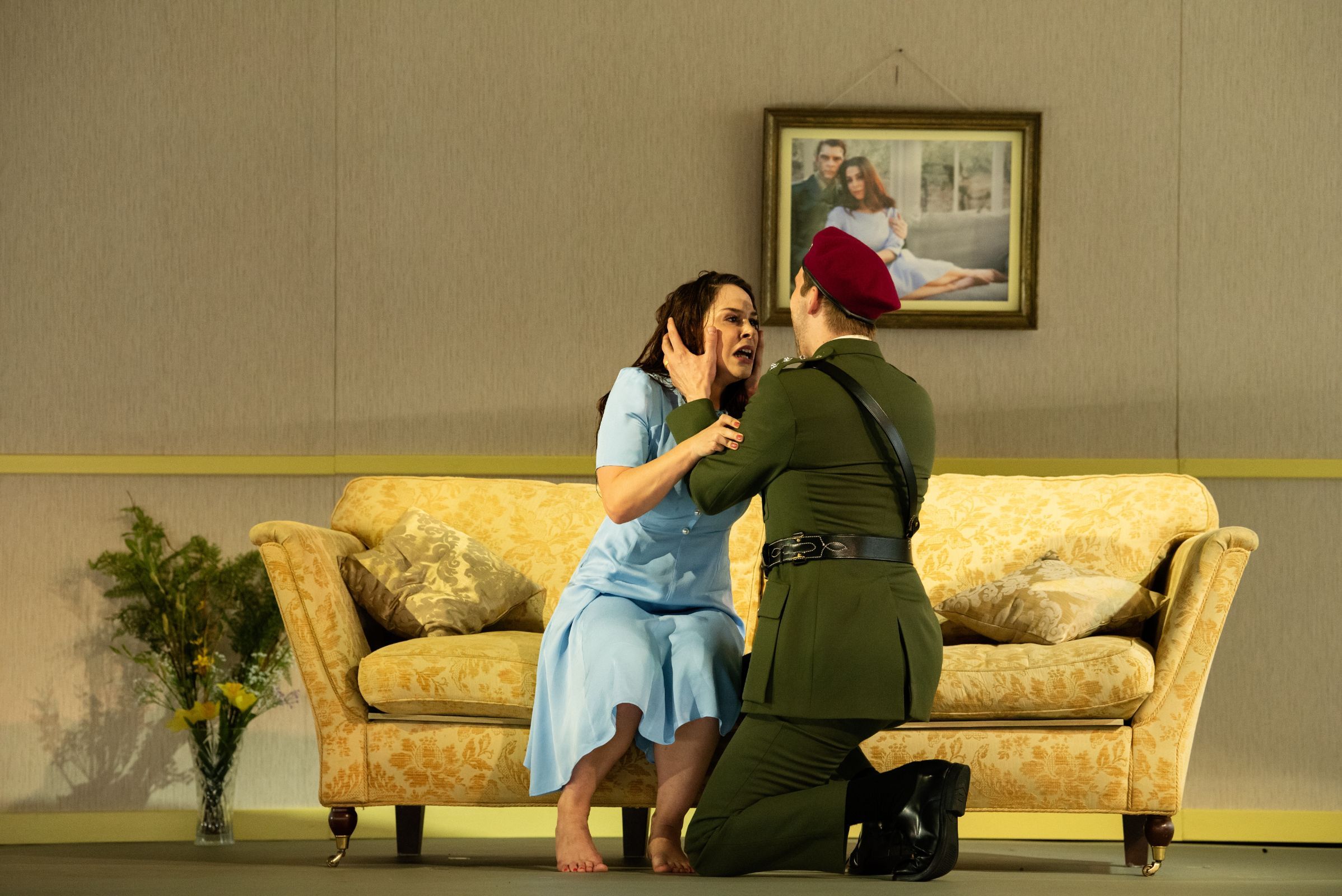 Anne Marie Stanley (Lucretia) and Anthony Reed (Collatinus) © ROH | Camilla Greenwell
