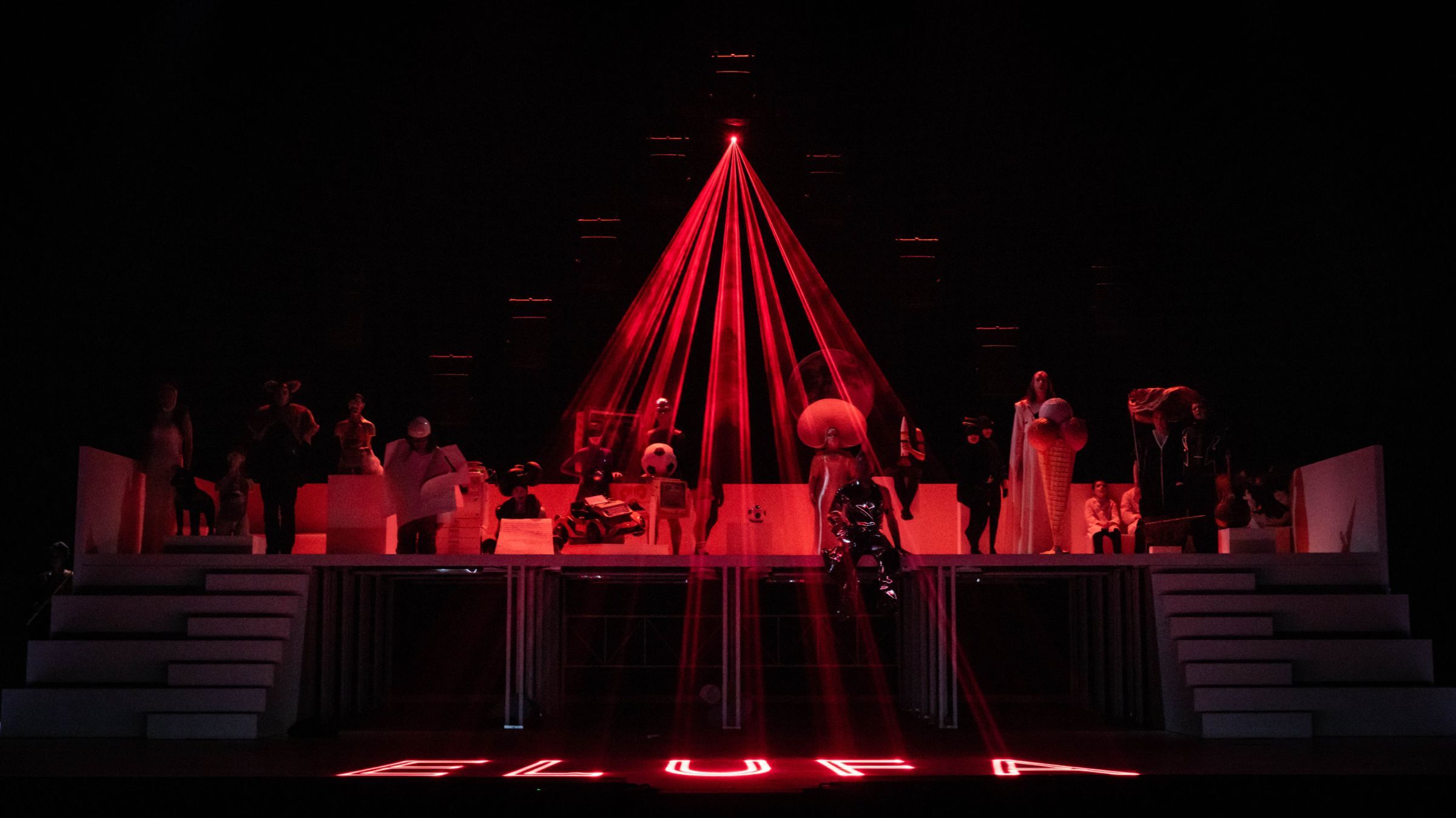 <i>Freitag aus Licht</i> &copy; Simon Gosselin