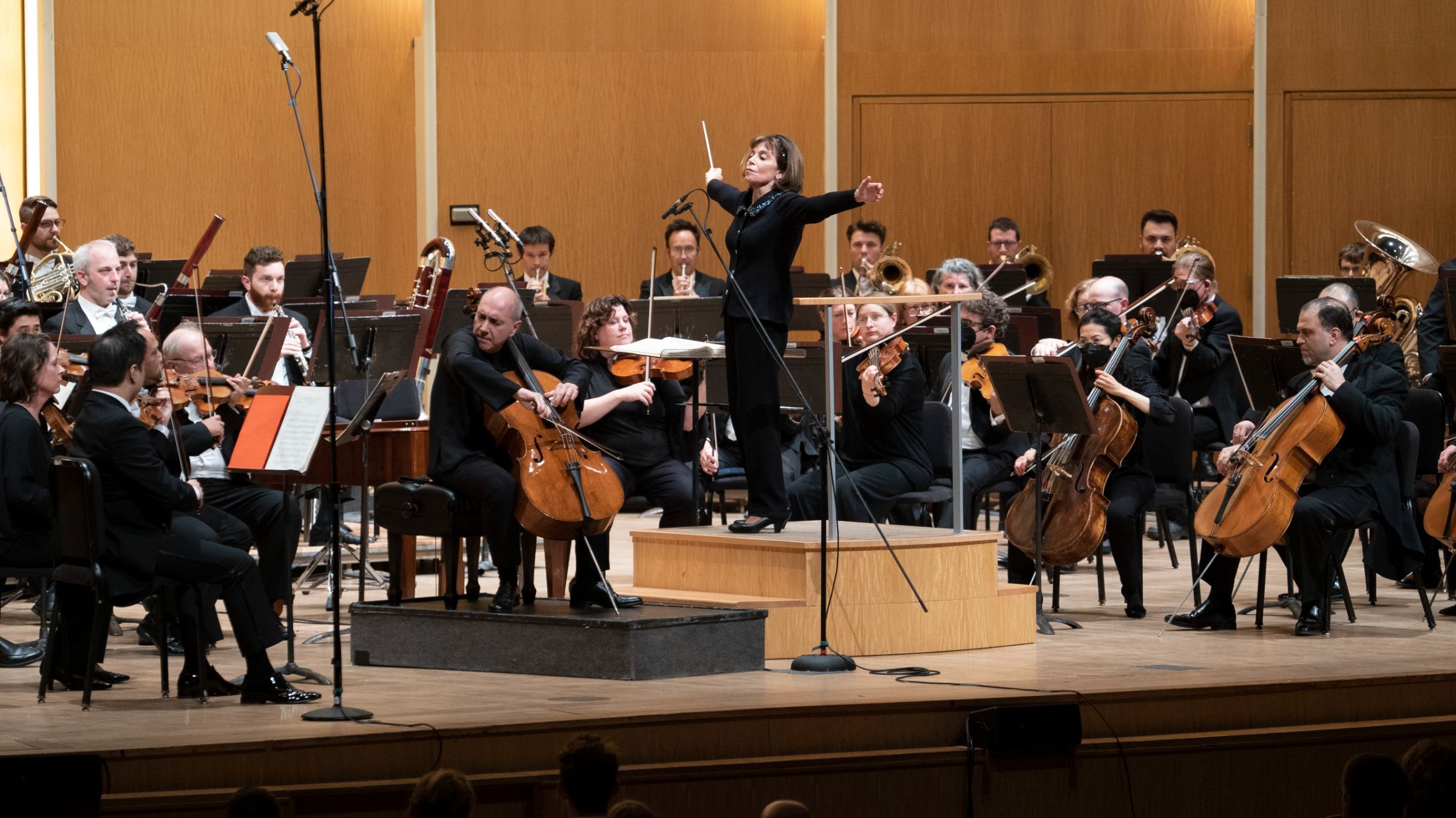 Asier Polo, JoAnn Falletta and the Buffalo Philharmonic Orchestra © Brett Deneve