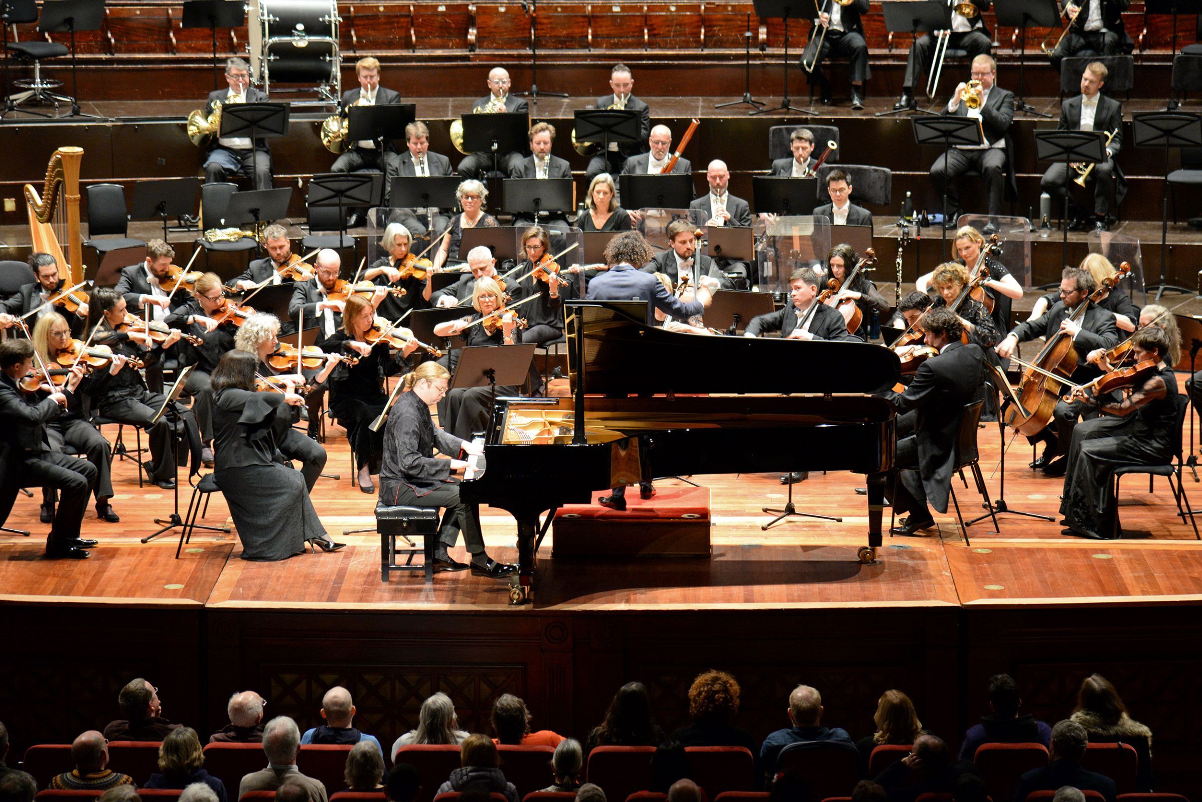 Denis Kozhukhin and the Royal Scottish National Orchestra &copy; Jessica Cowley