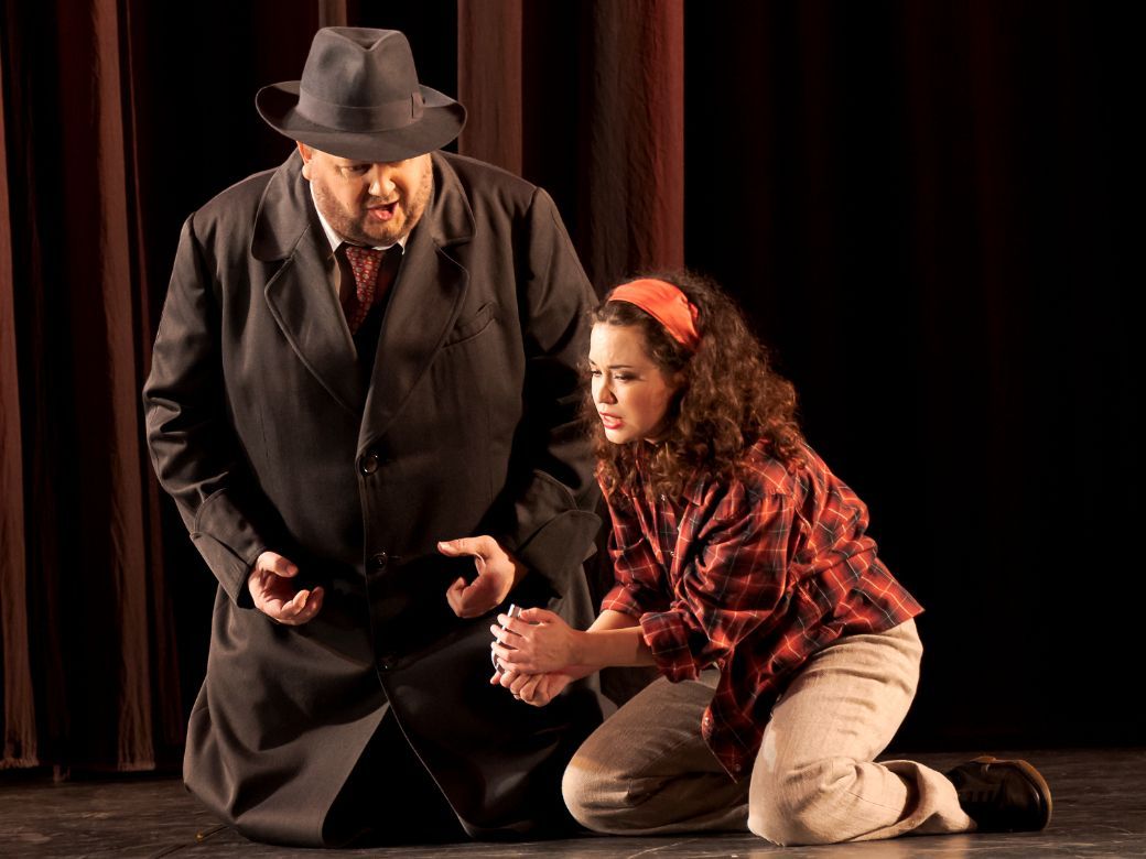 Heather Engebretson (Violetta Valery) und James Rutherford (Giorgio Germont) © Werner Kmetitsch