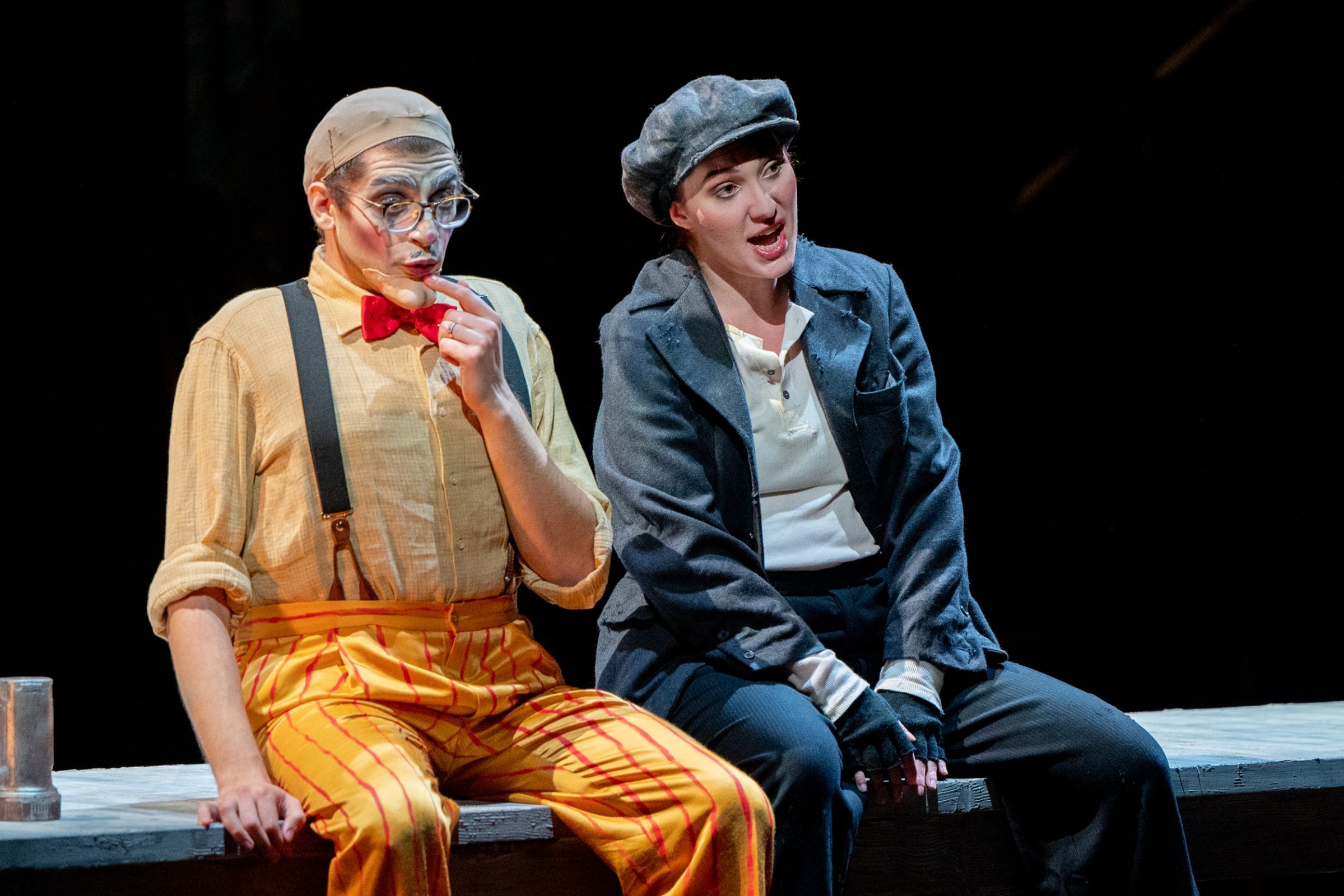 Giuseppe De Luca (Don Meschino) and Greta Doveri (Chiara) &copy; Gianfranco Rota