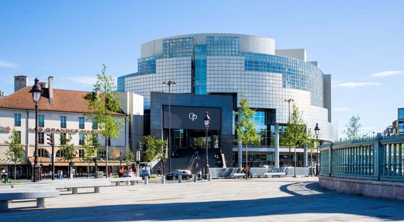 Opéra Bastille &copy; E. Bauer / Opéra national de Paris