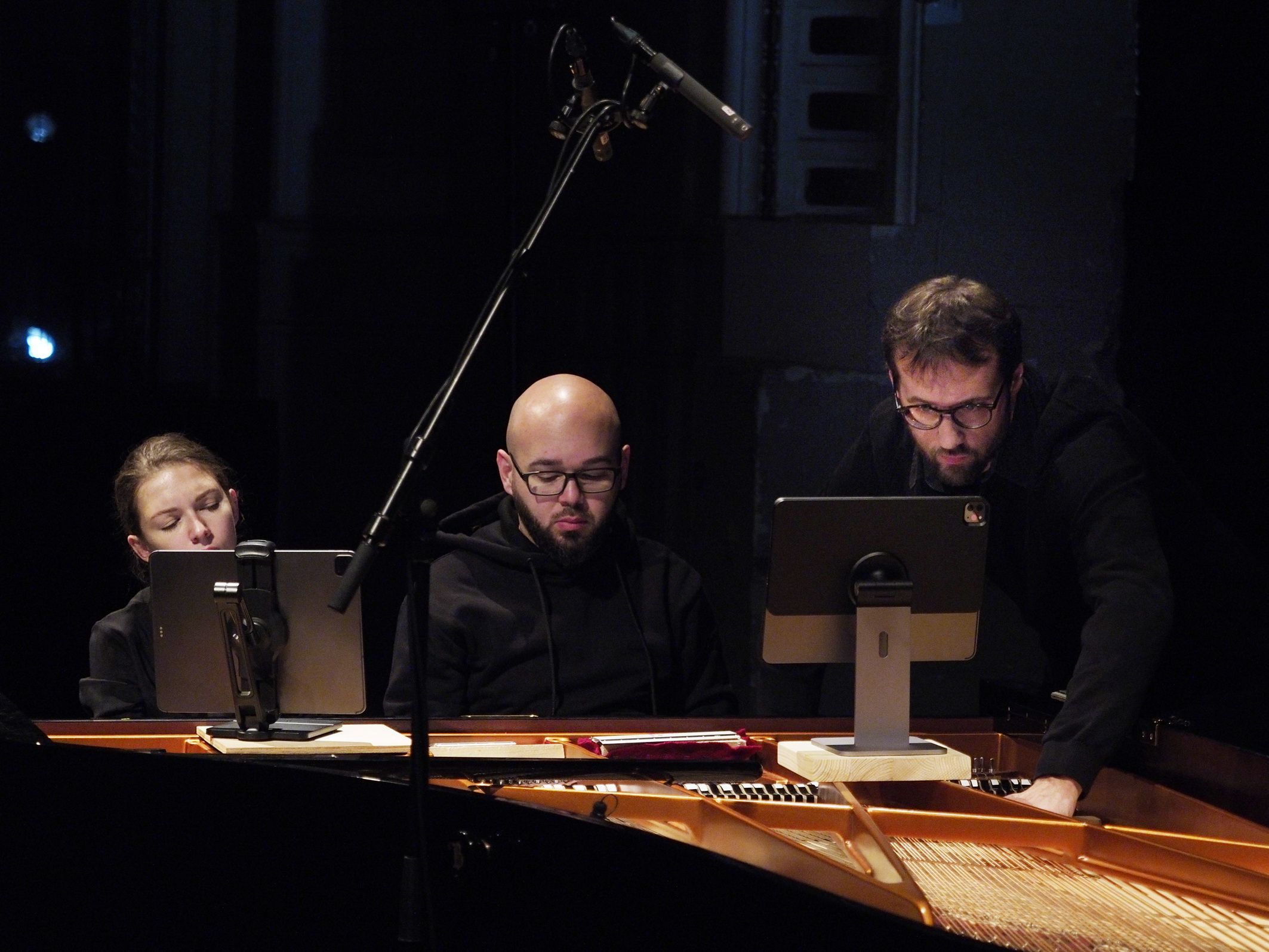 Martyna Zakrzewska, Alfredo Ovalles and Emanuel Lipus &copy; Armin Bardel