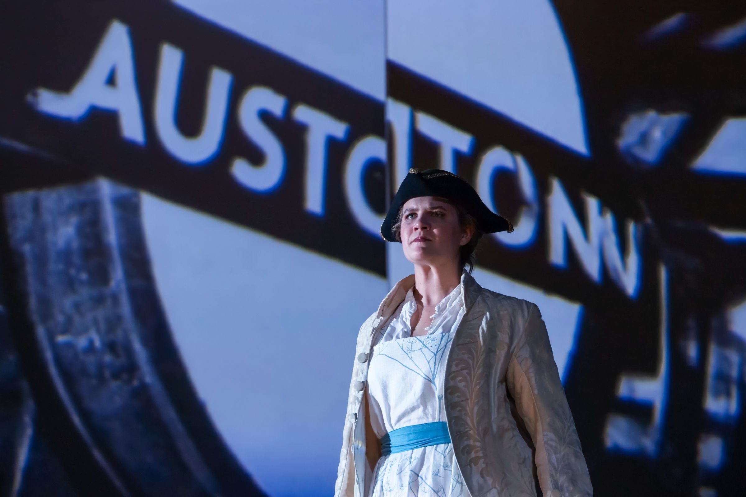 Cassandra Wright (Anne Trulove) &copy; Craig Fuller