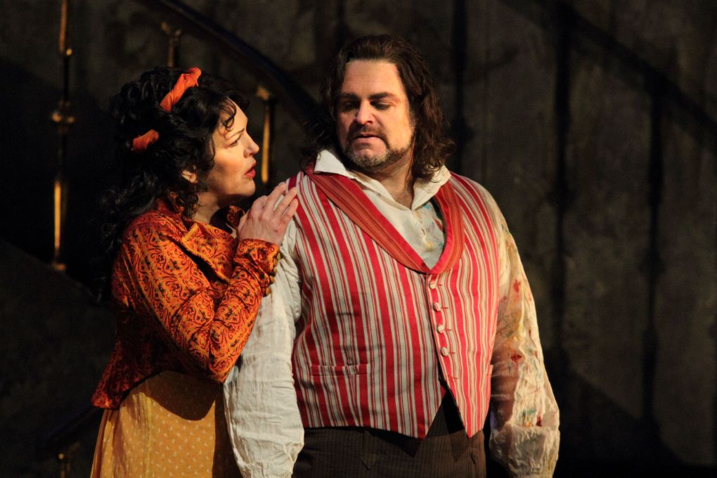 Adrianne Pieczonka (Tosca) and Joseph Calleja (Cavaradossi) in <i>Tosca</i> © ROH | Catherine Ashmore