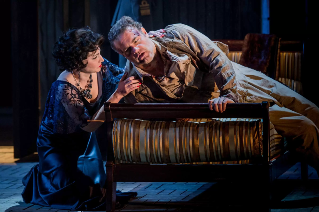 Ekaterina Metlova (Tosca) and Joseph Calleja (Cavaradossi) in <i>Tosca</i> at Grange Park Opera © Robert Workman