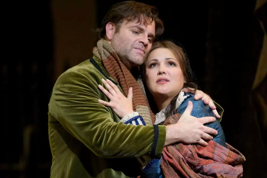 Joseph Calleja (Rodolfo) and Anna Netrebko (Mimì) in <i>La bohème</i> © ROH | Bill Cooper (2015)