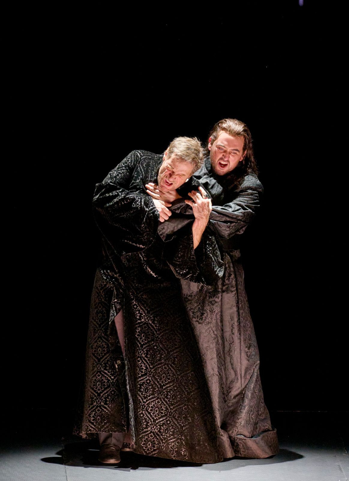 Simon Keenlyside (Macbeth) und Freddie De Tommaso (Macduff) &copy; Wiener Staatsoper | Michael Pöhn