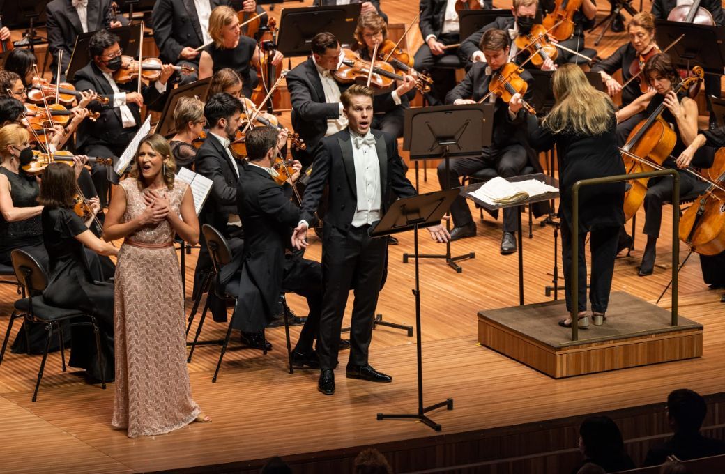 Samantha Clarke (Marzelline) and Nicholas Jones (Jaquino) &copy; Sydney Symphony Orchestra