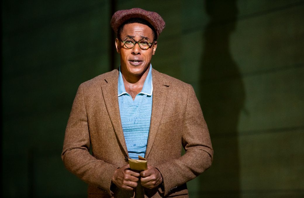 Donovan Singletary (Harry) &copy; Lloyd Winters