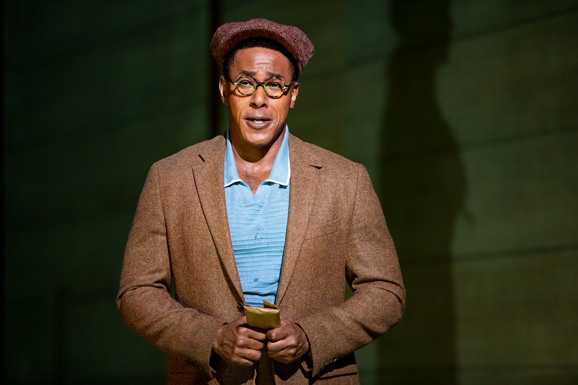 Donovan Singletary (Harry) &copy; Lloyd Winters