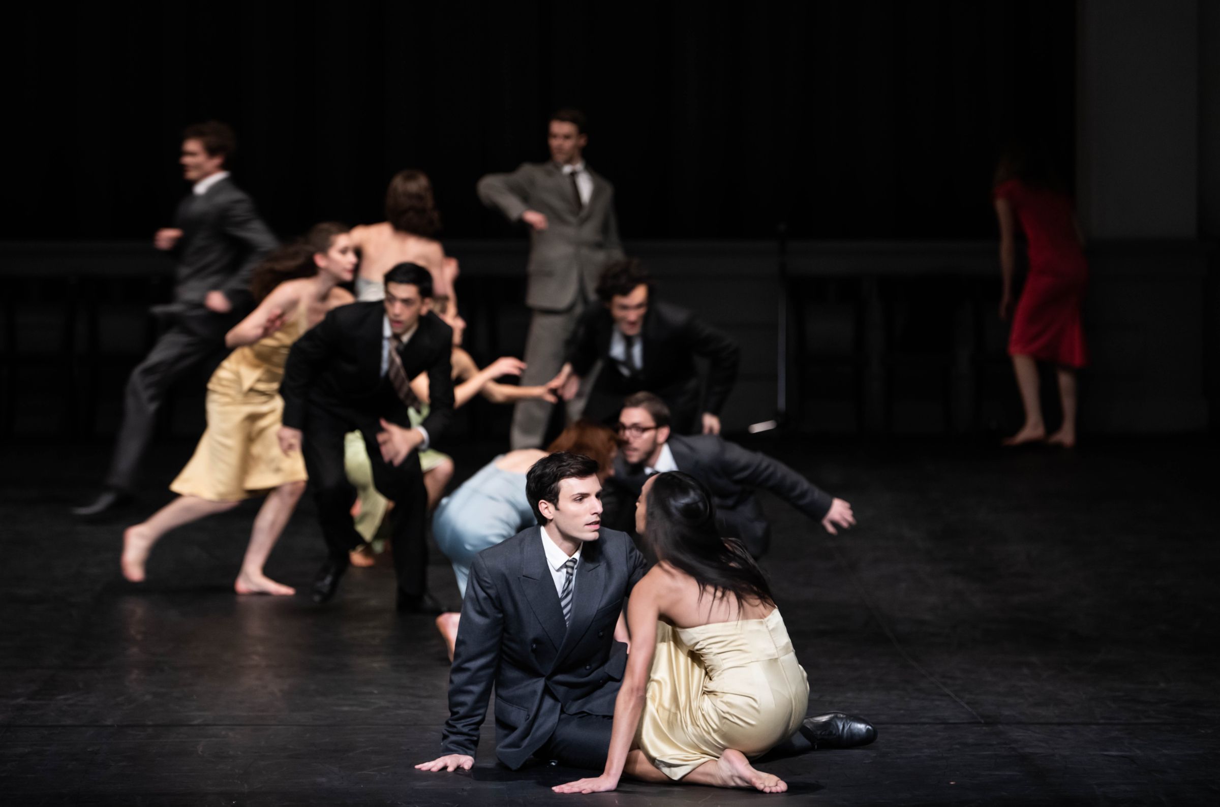 <i>Kontakthof</i> à l'Opéra de Paris &copy; Julien Benhamou / Opéra national de Paris