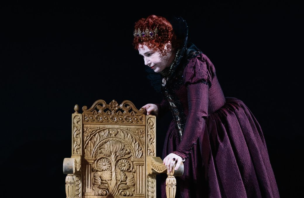 Christine Rice (Elizabeth I) &copy; Nirah Sanghani