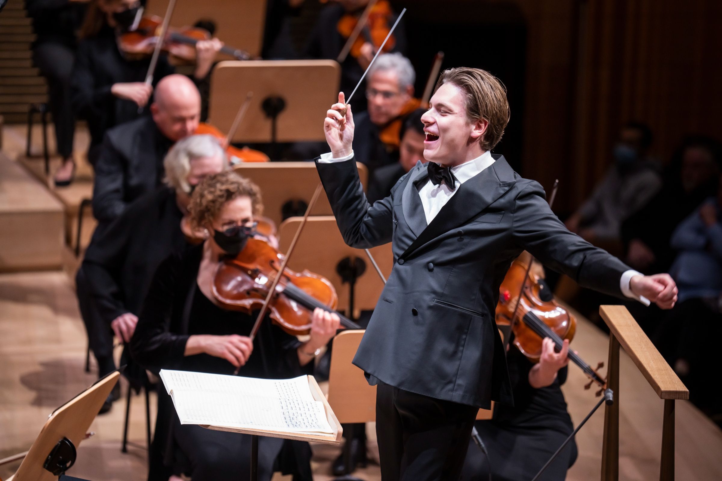 Klaus Mäkelä conducts the New York Philharmonic © Chris Lee