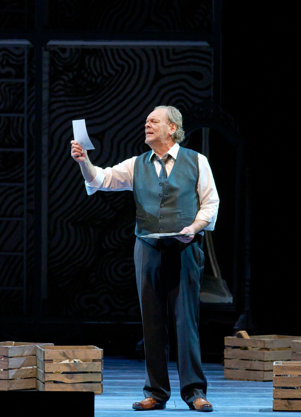 Michael Volle (Hans Sachs) &copy; Michael Pöhn | Wiener Staatsoper