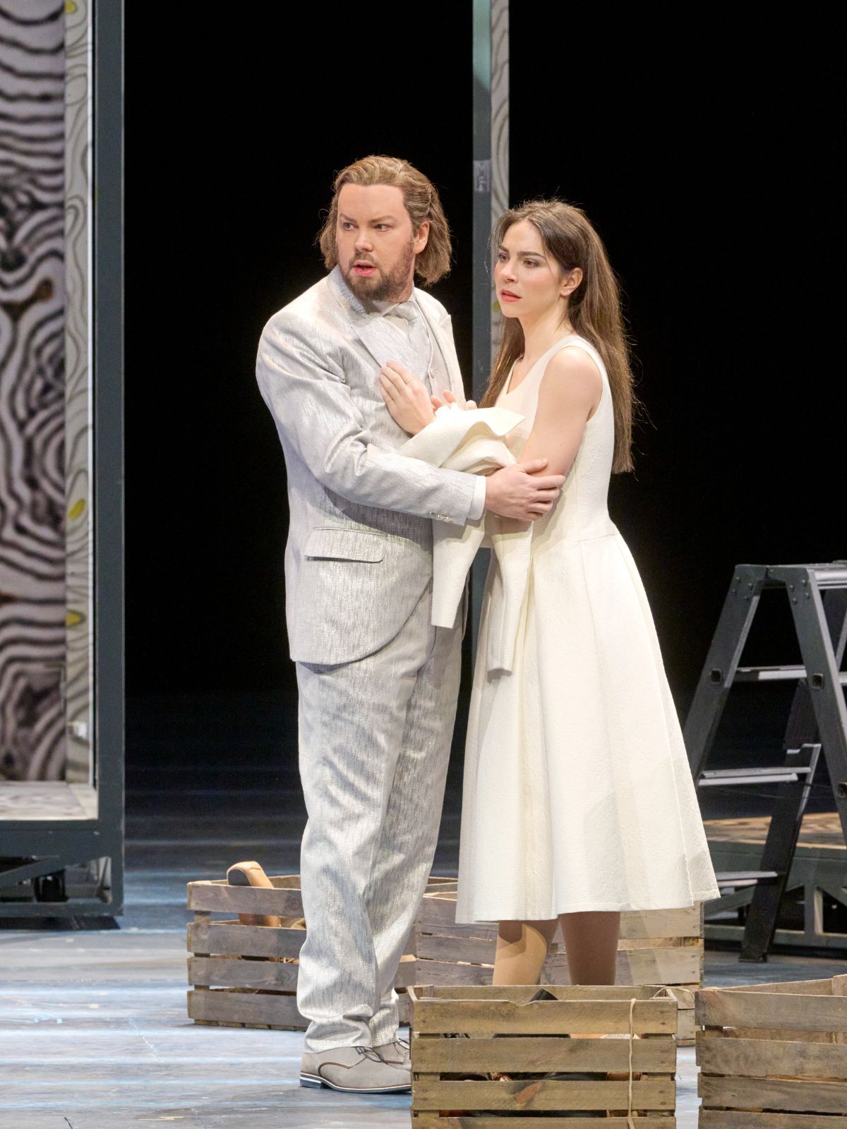 David Butt Philip (Walther von Stolzing) und Hanna-Elisabeth Müller (Eva) &copy; Michael Pöhn | Wiener Staatsoper