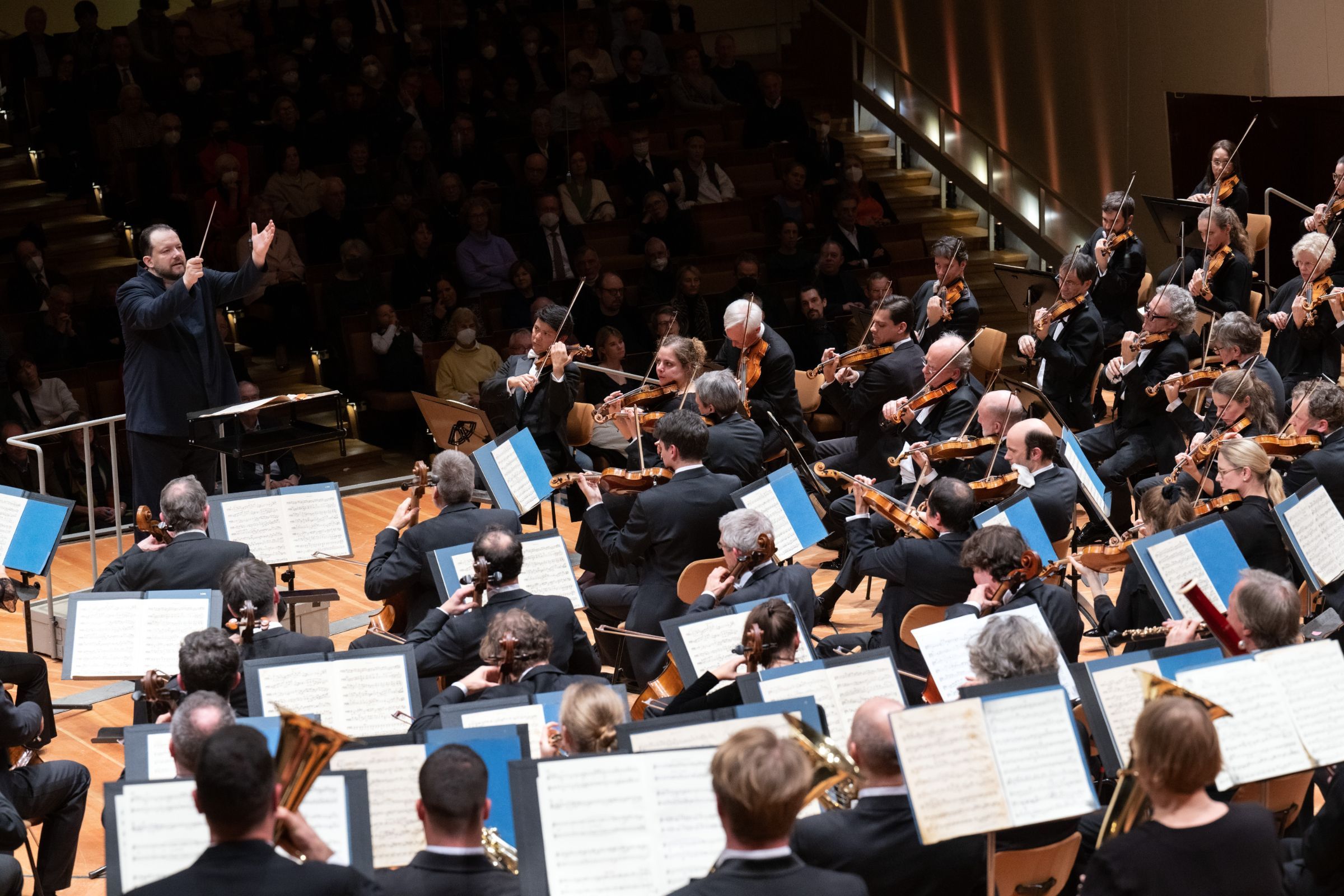 Andris Nelsons dirigiert die Berliner Philharmoniker &copy; Monika Rittershaus
